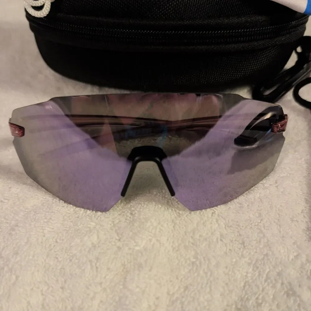 DUCO Men's Polarized Sport Sunglasses Case & Bag